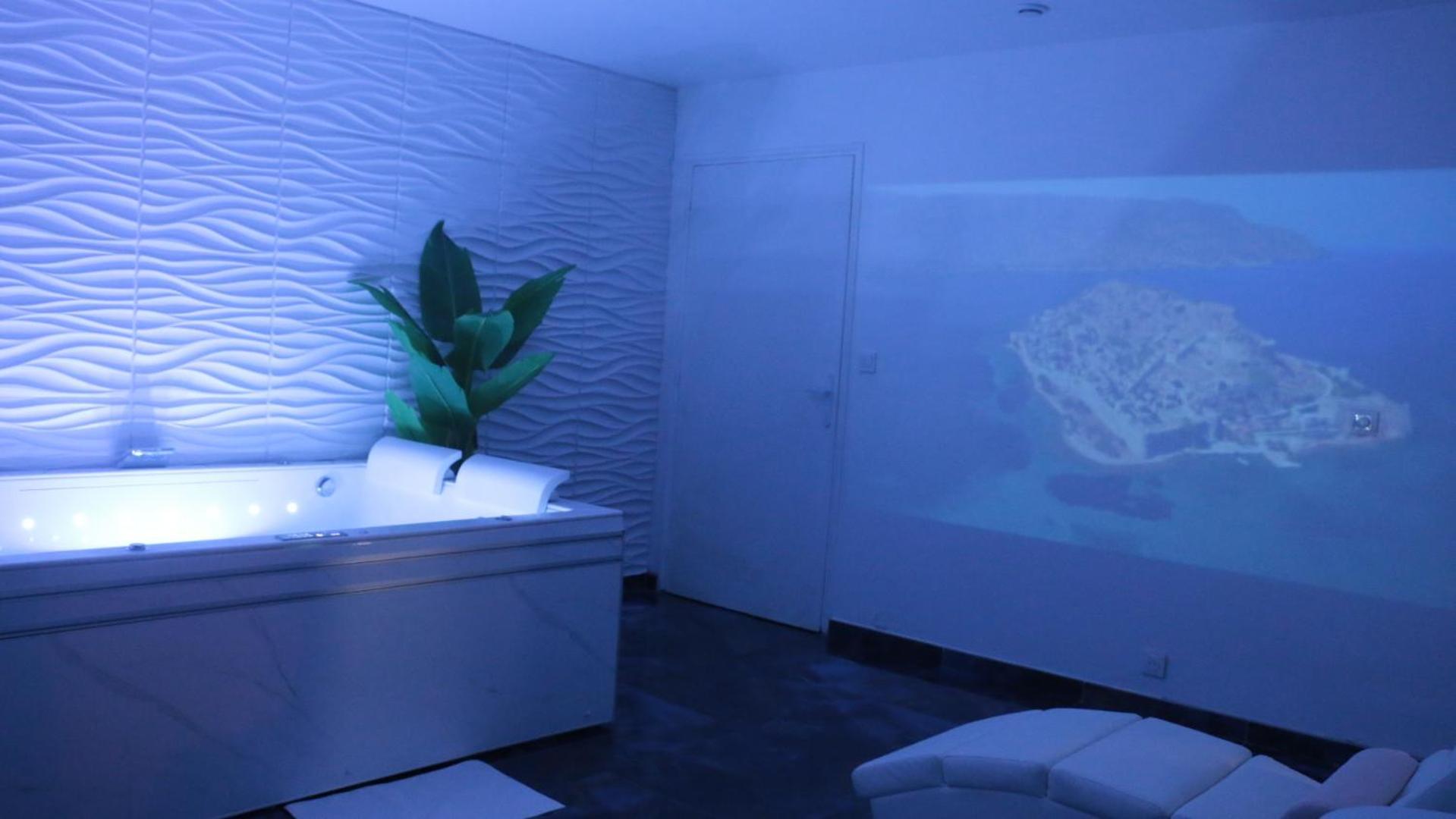 Dima Suite Jacuzzi Privatif Vedène Extérieur photo